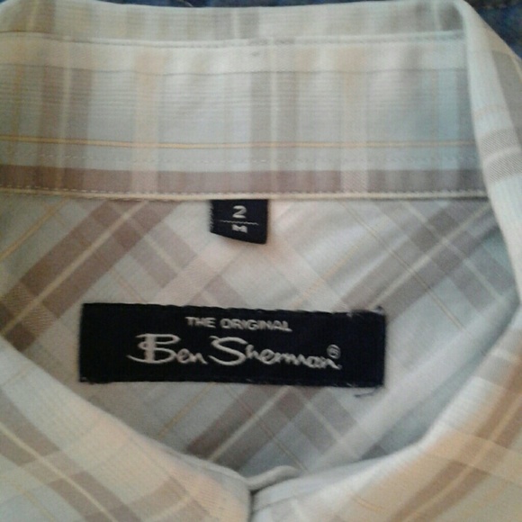 Ben Sherman plaid button down M/2 - Picture 2 of 4